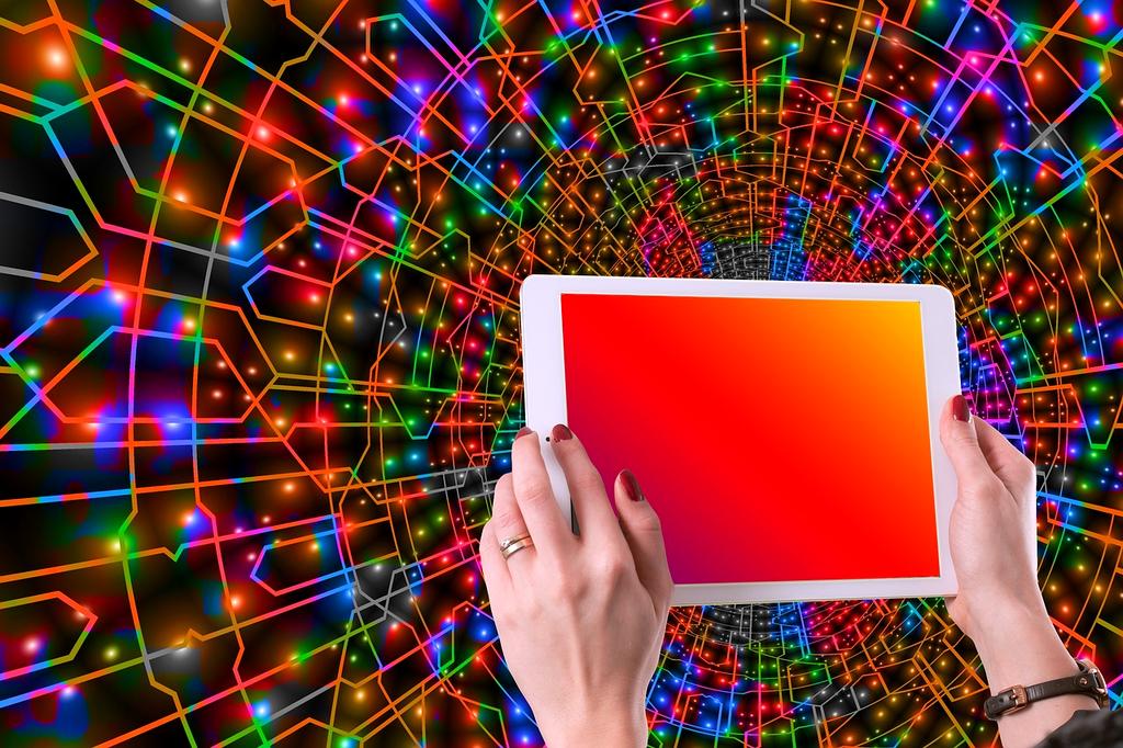 Brain-computer interface for mobile devices